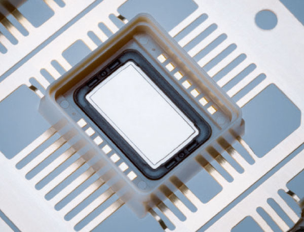 Gut geschützt: ESP-Sensor für die Fahrstabilisierung in einem Premold-Gehäuse aus Silicon. (Foto)