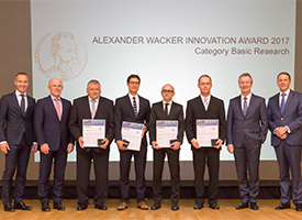 WACKER Forscherteam wird mit dem Alexander Wacker Innovationspreis ausgezeichnet (Foto)